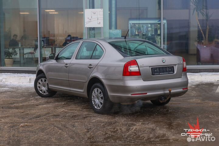 Skoda Octavia 1.6 МТ, 2011, 196 000 км