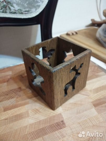 Новогодние и рождественские свечи и подарки