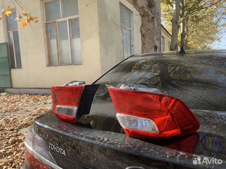 Задние фонари стопы на camry 50