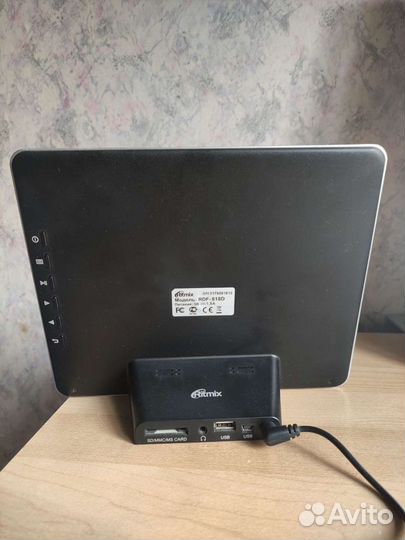 74. Цифровая фоторамка Ritmix