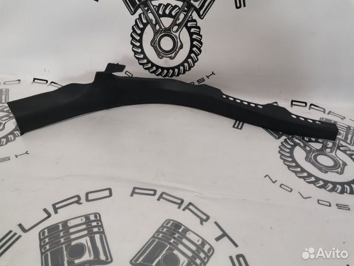 Накладка порога (внутренняя) задняя левая Audi A4