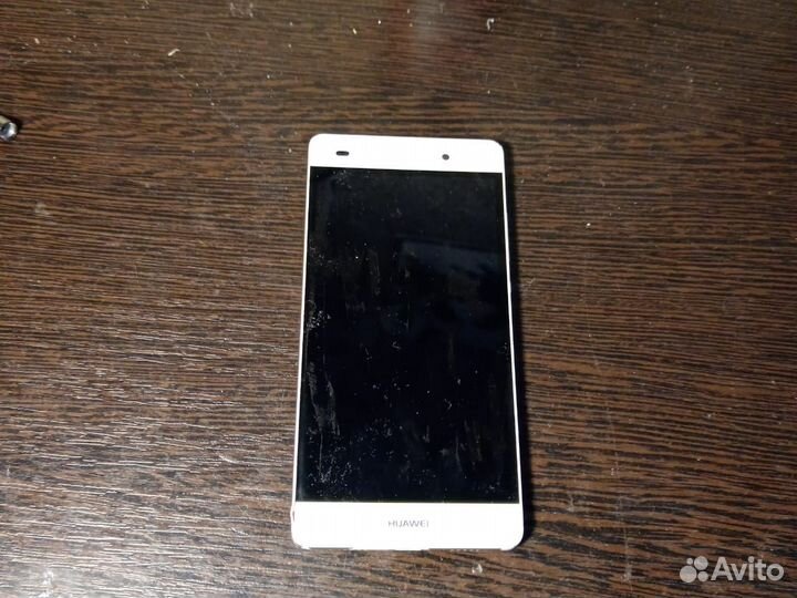 HUAWEI P8 Lite, 2/16 ГБ