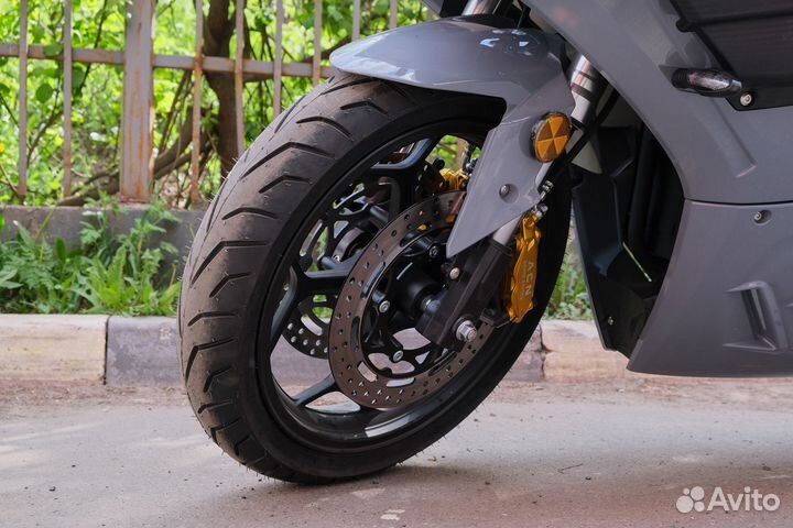 Электрический мотоцикл Panigale Pro