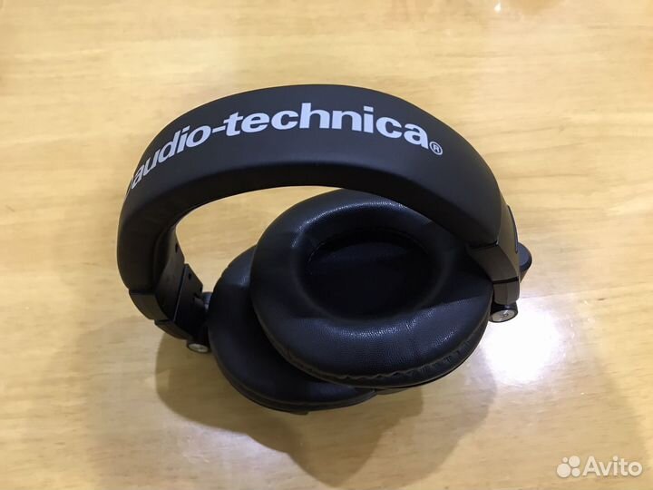 Наушники Audio-technica ath-m50x