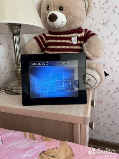 Цифровая фоторамка intenso 8