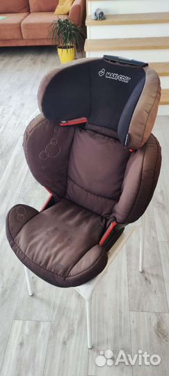 Детское автокресло Maxi-Cosi RodiFix черное