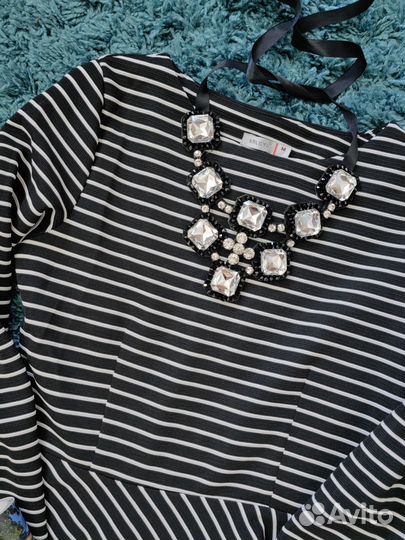 Платье миди нарядное 42