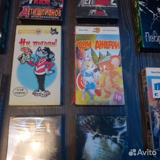 Видеокассеты