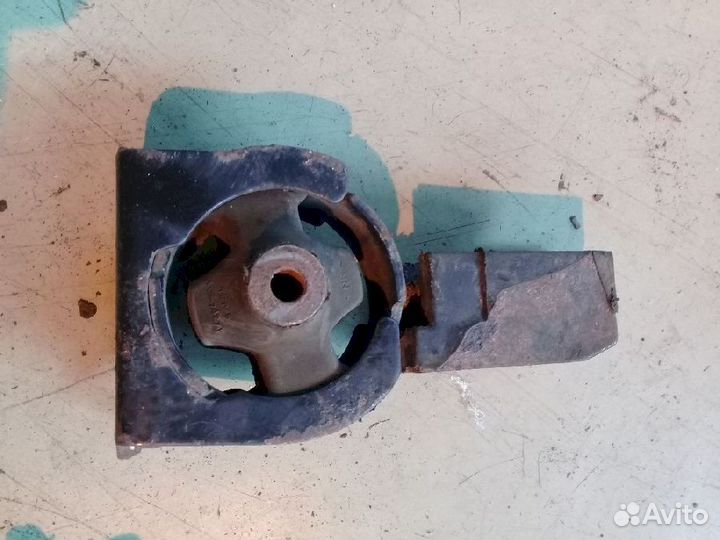 Опора двигателя (подушка двс) передняя 12361-0D120