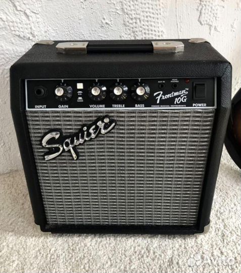 Fender Squier Bullet Stratocaster + комбик