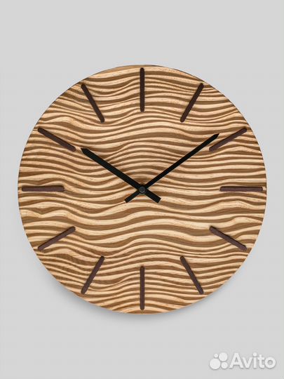 Часы настенные деревянные