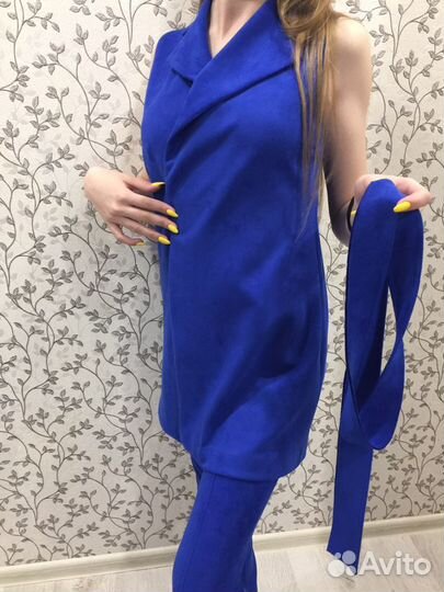 Женский костюм