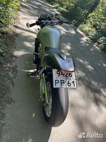 Suzuki GSF-1200 BandIt Cafe Racer