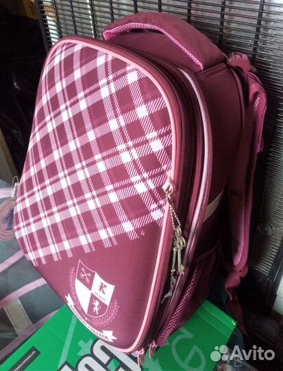 Рюкзак школьный каркасный для начальных классов