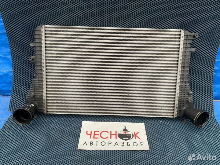 Радиатор интеркуллера VW Tiguan NF