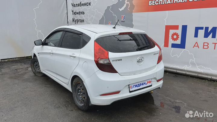 Лючок бензобака Hyundai Solaris (RB) 69510-0U200