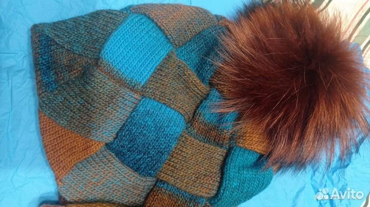 Шапка женская ручной вязки новая