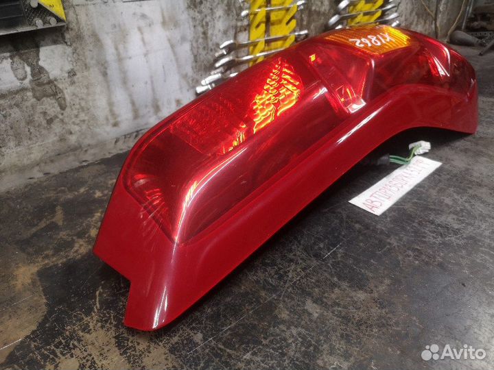 Фонарь задний левый Ниссан Хтрейл Т31