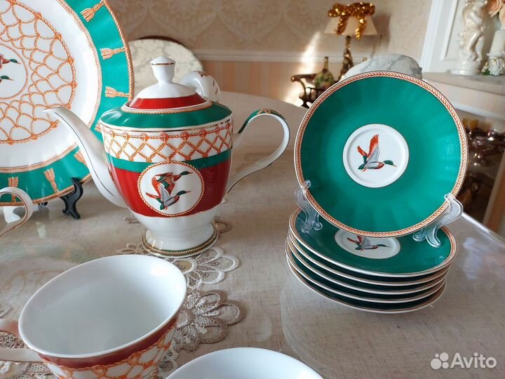Сервиз чайный Auratic. Фарфор. 23 пр