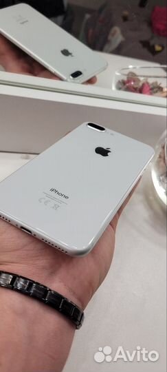 iPhone 8 Plus, 64 ГБ