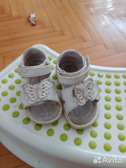 Босоножки для девочки