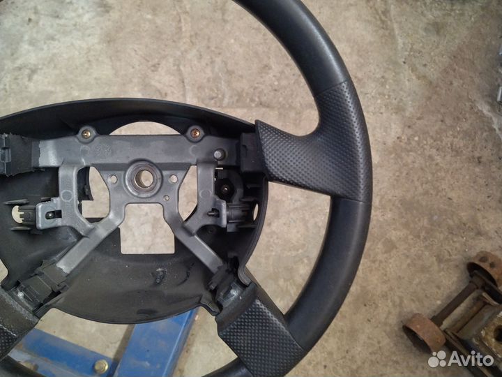 Руль рулевое колесо Спэйс стар рест Space Star