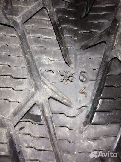 Nokian Tyres Hakkapeliitta 7 215/60 R16 99T