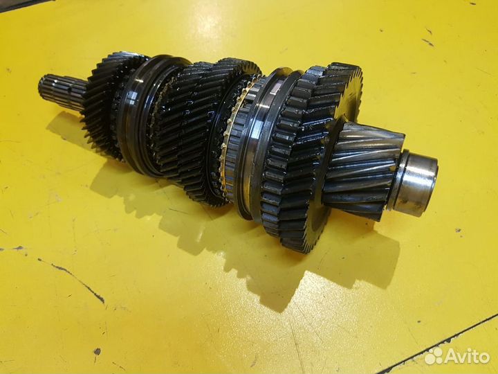 Вал кпп вторичный Ford Focus II 2004-2008