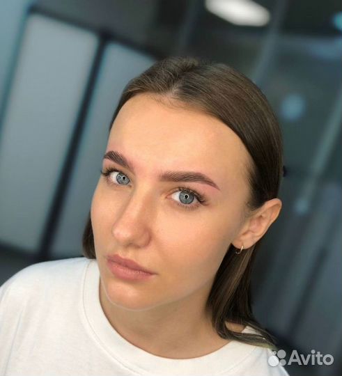 Оформление и окрашивание бровей, ламинирование