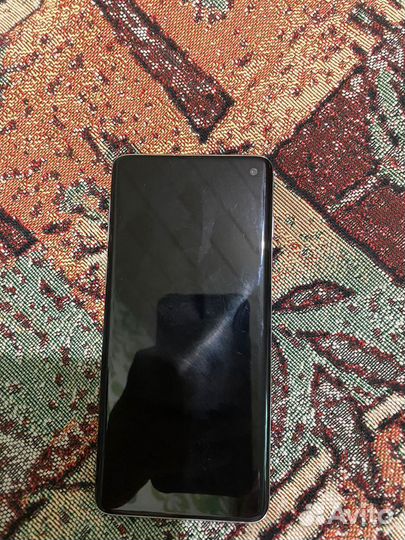 Samsung Galaxy S10, 8/128 ГБ