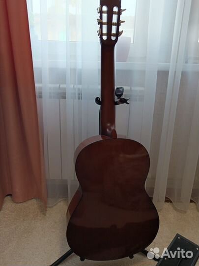 Гитара yamaha C40