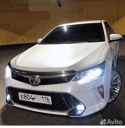 Camry 55 Решетка Exclusive рестайлинг N6CV3