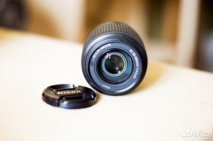 Объектив Nikon AF-S DX Nikkor 55-200mm f/4-5.6G ED