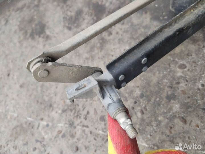 Трапеция дворников ауди 100 с3 кузов