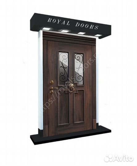 Парадная входная дверь с окном и ковкой