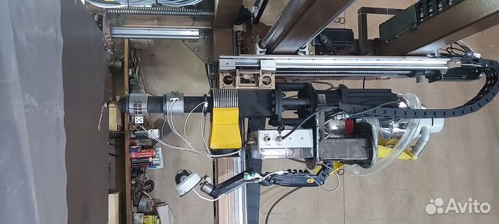 Большой 3D принтер для печати пластиковой гранулой