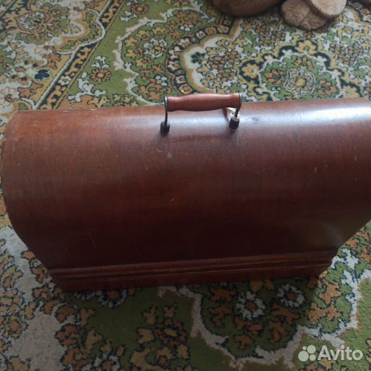 Швейная машина подольская ручная