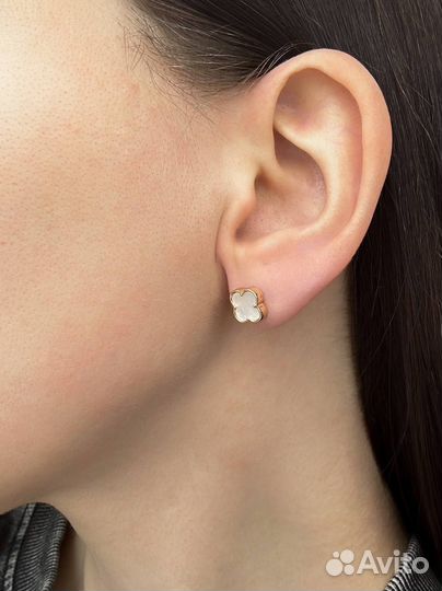 Золотые серьги-пусеты с перламутром 585 / 2.42 гр