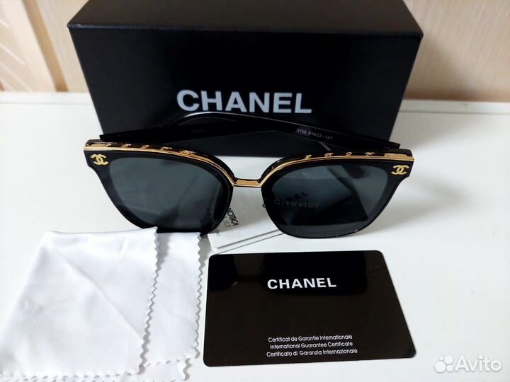 Очки в стиле chanel