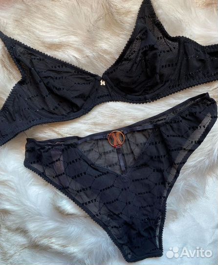 Комплект белья 85E XL savage x rihanna