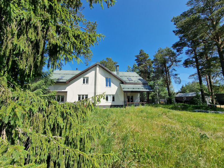 Дом 263,2 м² на участке 16,5 сот.