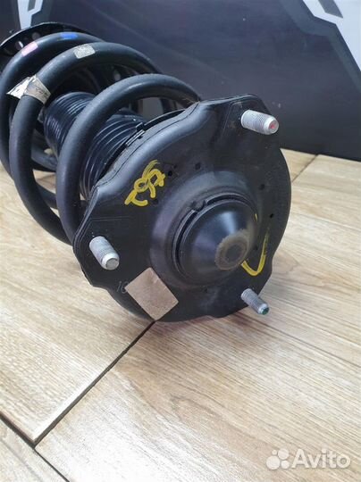 Амортизатор передний левый Hyundai SantaFe 2022