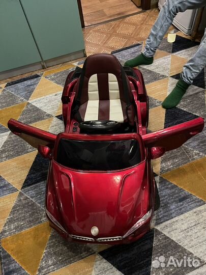 Детский электромобиль bmw