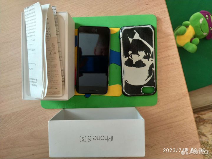 Телефон iPhone 6s