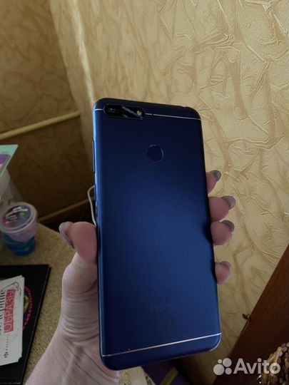 Телефон honor 7а pro