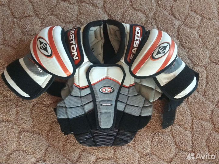 Нагрудник хоккейный easton jr