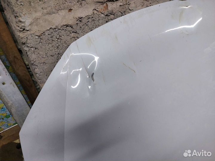 Капот оригинал