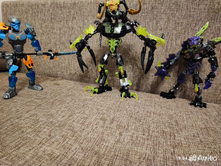 Lego bionicle