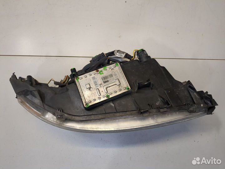 Фара (передняя) Volvo V70, 2005