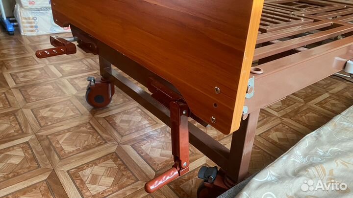 Многофункциональная кровать для лежачих больных